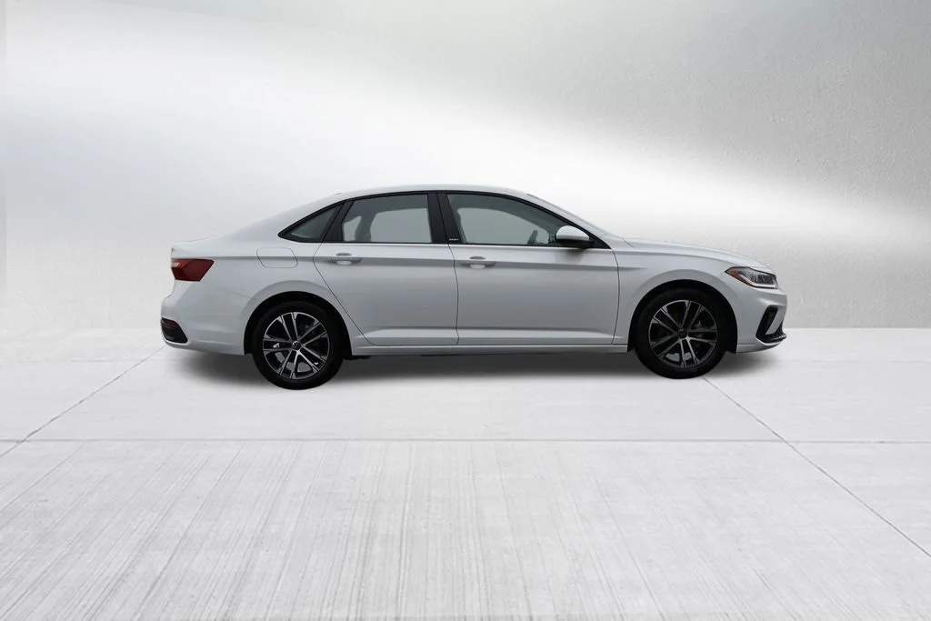 New 2026 White Volkswagen 1.5T Sport image 35
