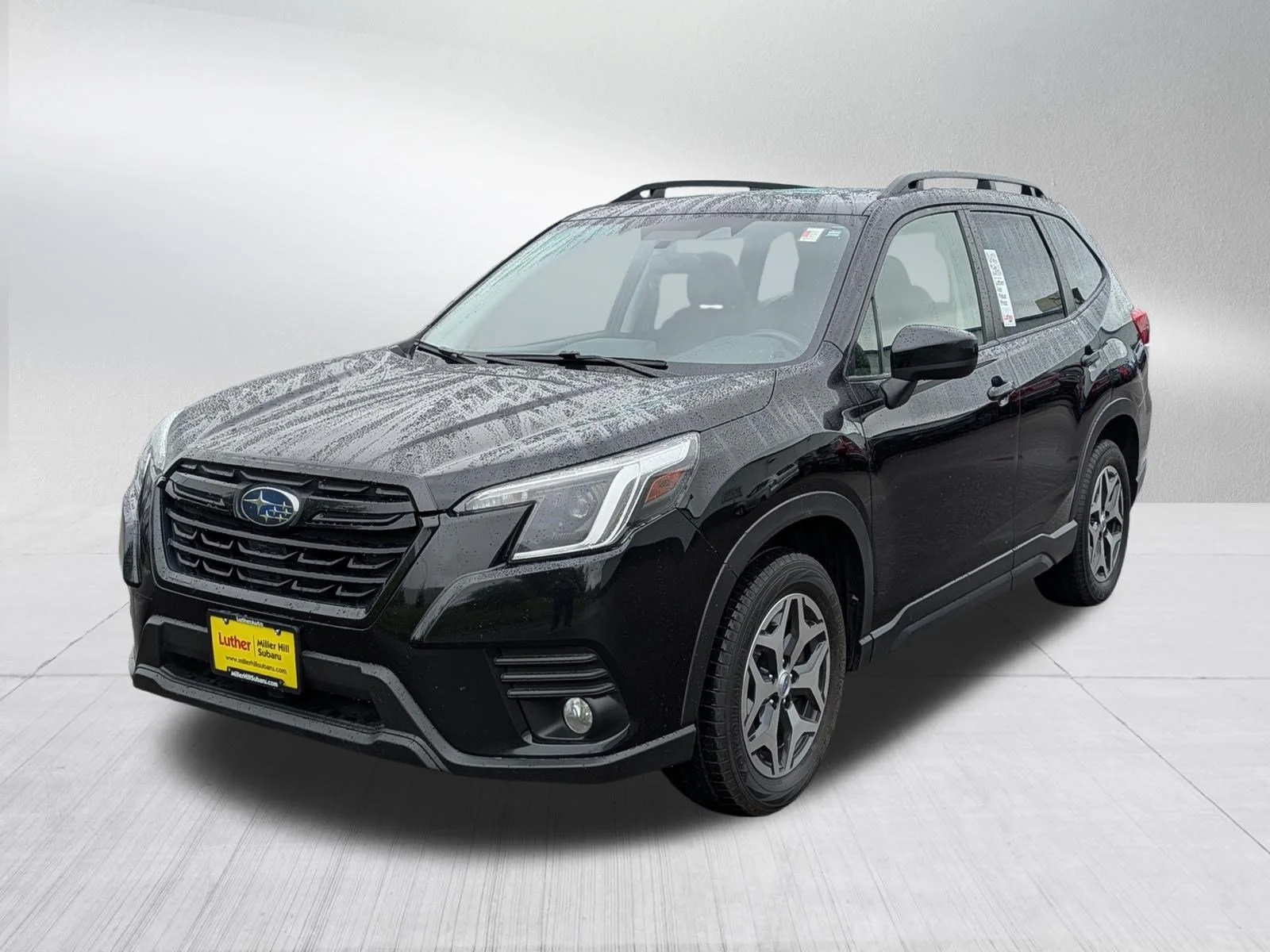 Used 2023 Crystal Black Silica Subaru Premium image 3