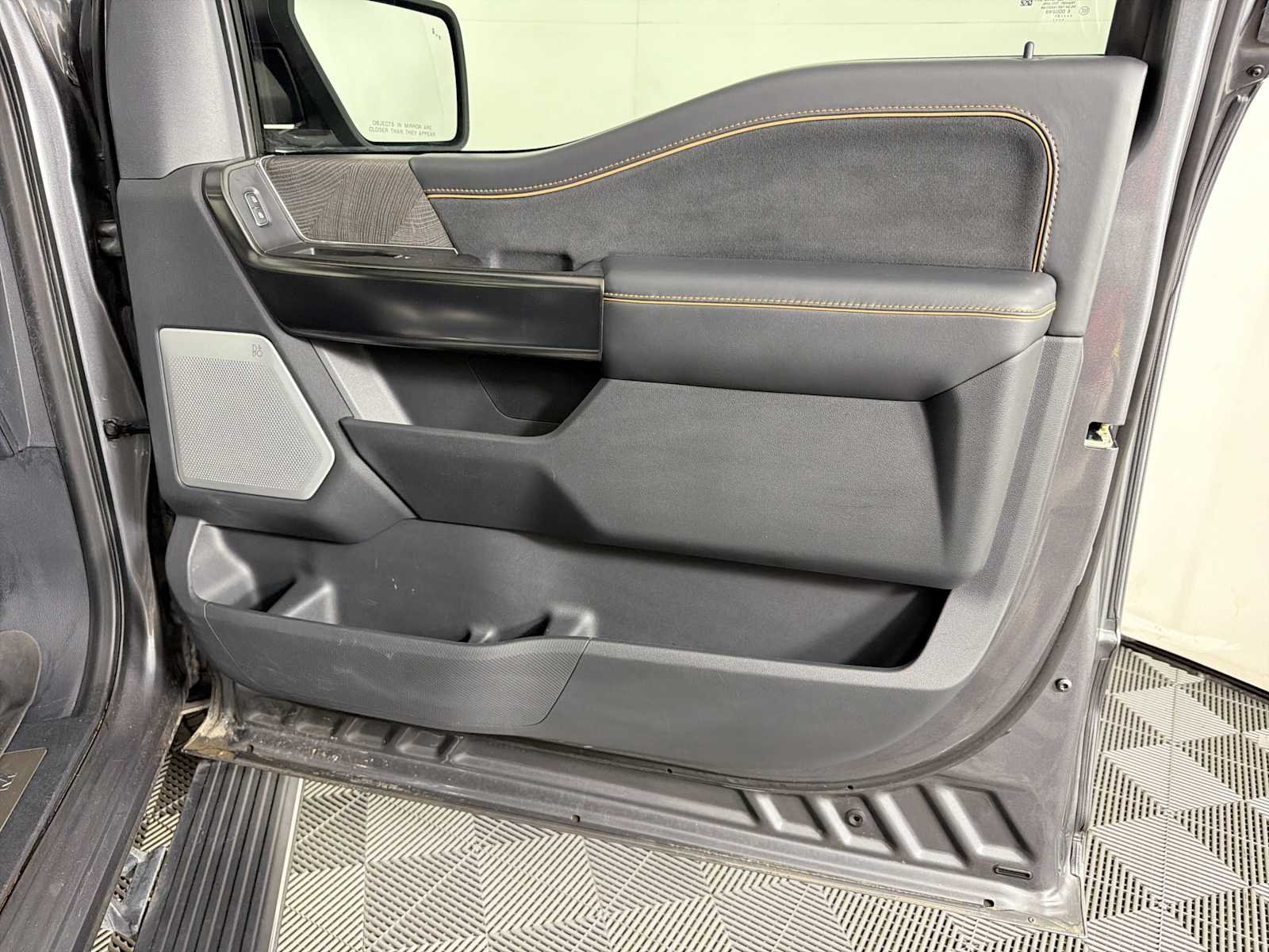 Used 2021 Carbonized Gray Metallic Ford Platinum image 14
