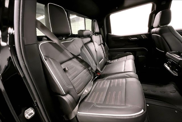 Used 2026 Onyx Black GMC AT4X image 26