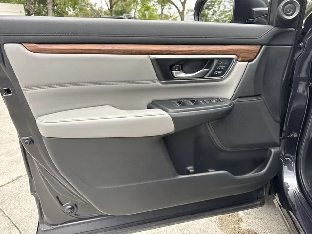 2018 Honda CR-V Touring - Photo 13