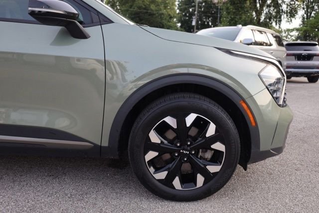 Used 2024 Green Kia X-Line image 15