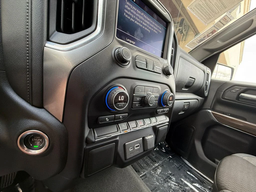 Used 2019 Gray Chevrolet LT image 22