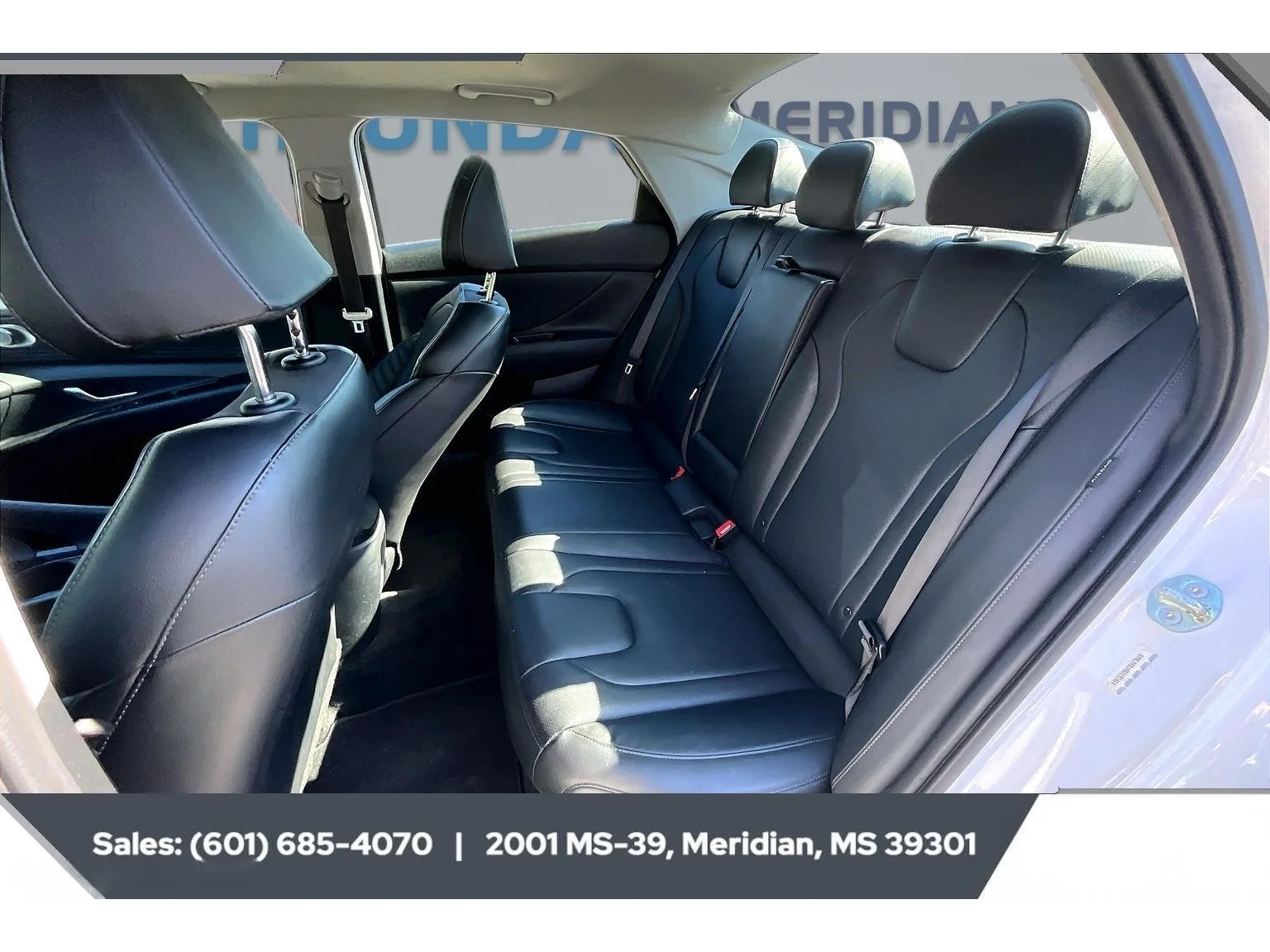 Used 2025 SERENITY WHITE Hyundai Limited image 19