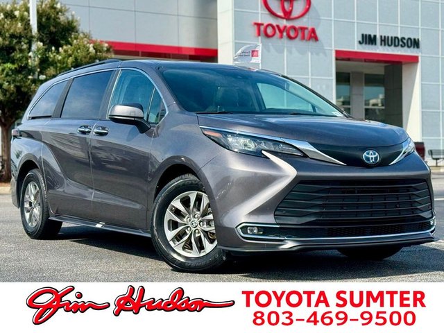 2024 Toyota Sienna XLE