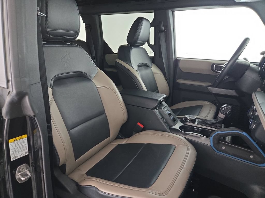 Used 2022 Black Ford Wildtrak image 32