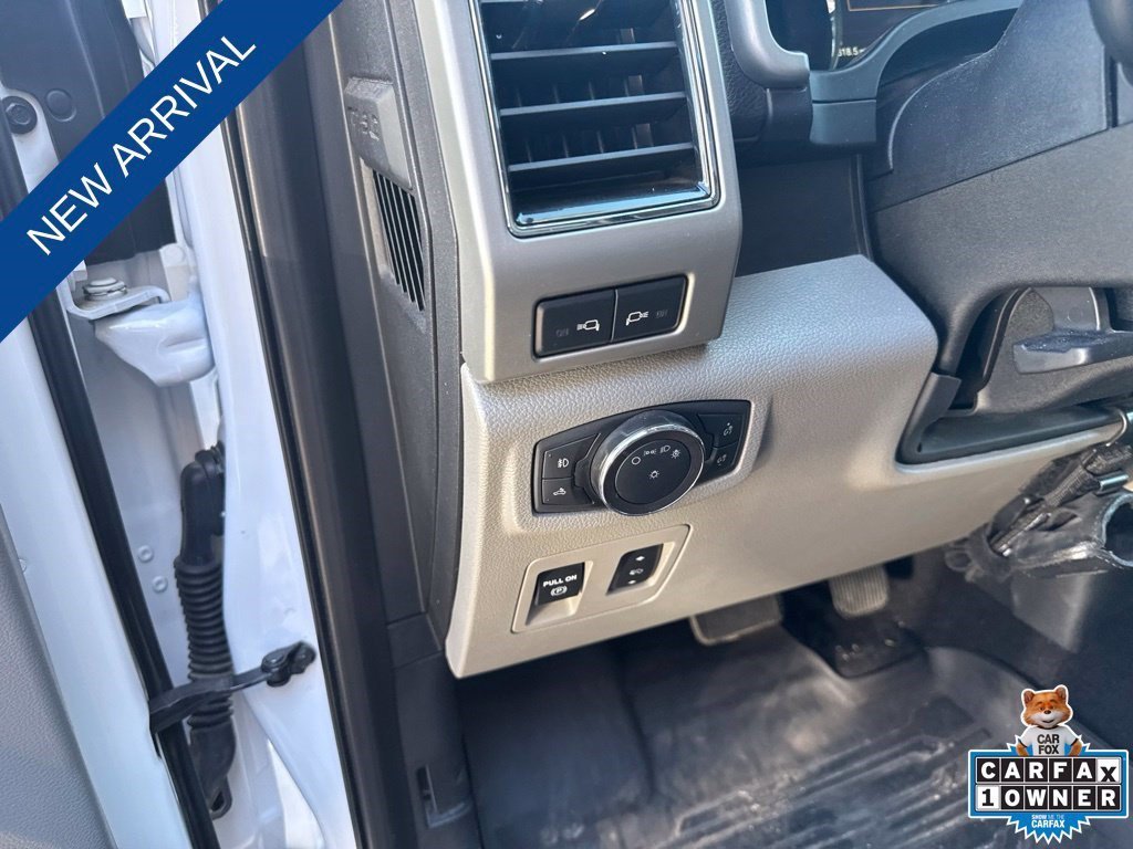 Used 2019 White Ford XL image 16