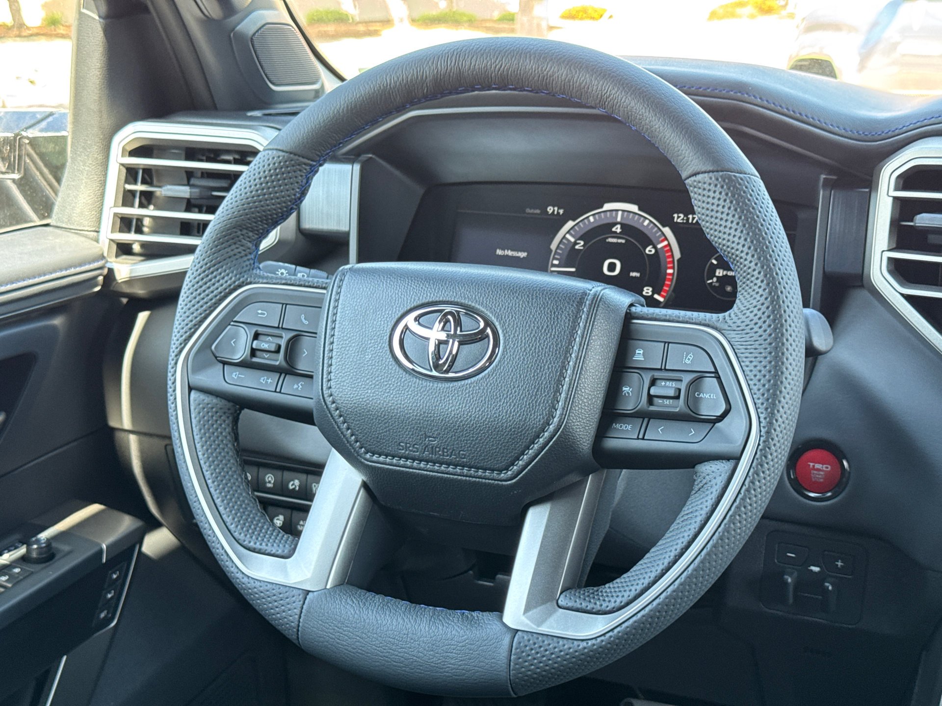 New 2026 Magnetic Gray Metallic Toyota  Platinum image 24