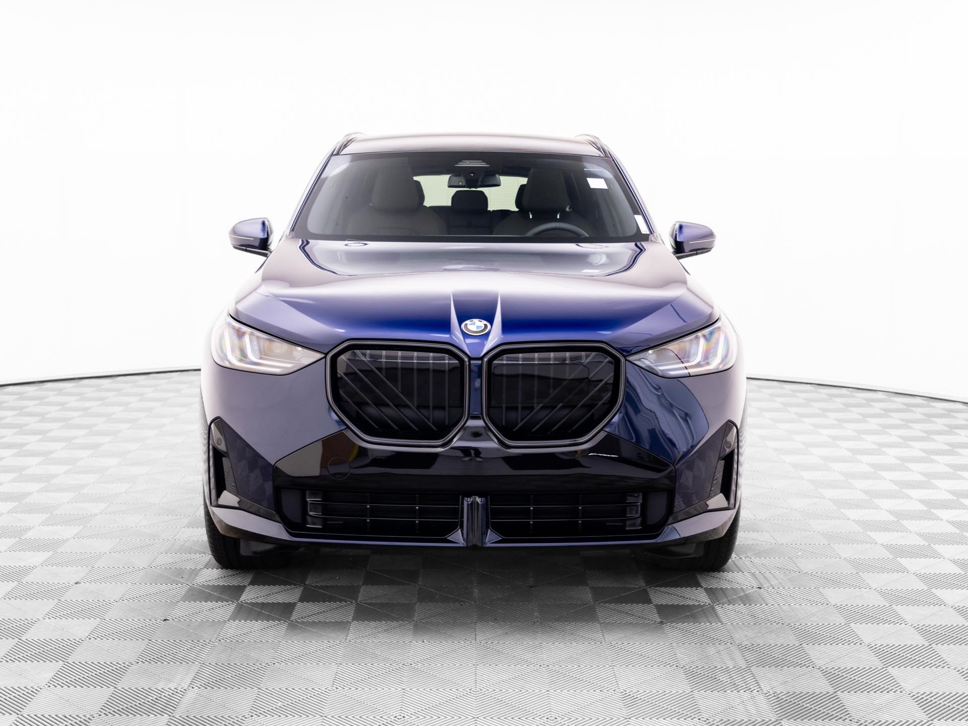 New 2026 Tanzanite Blue II Metallic BMW 30 xDrive image 10