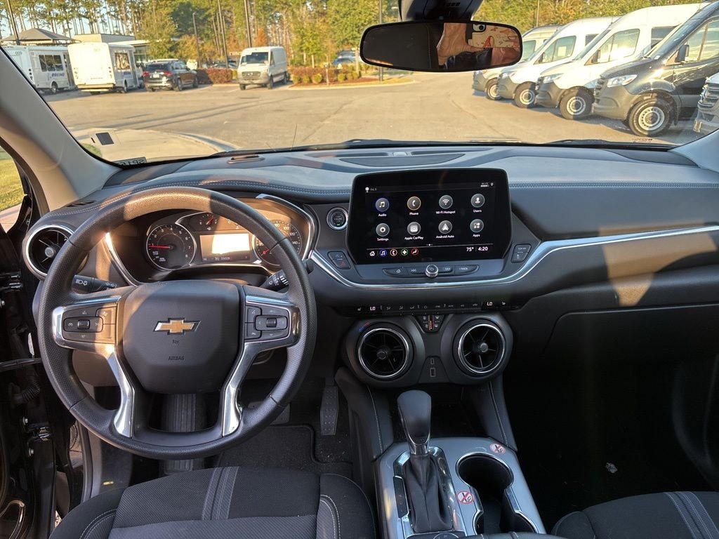 Used 2025 Black Chevrolet LT image 41