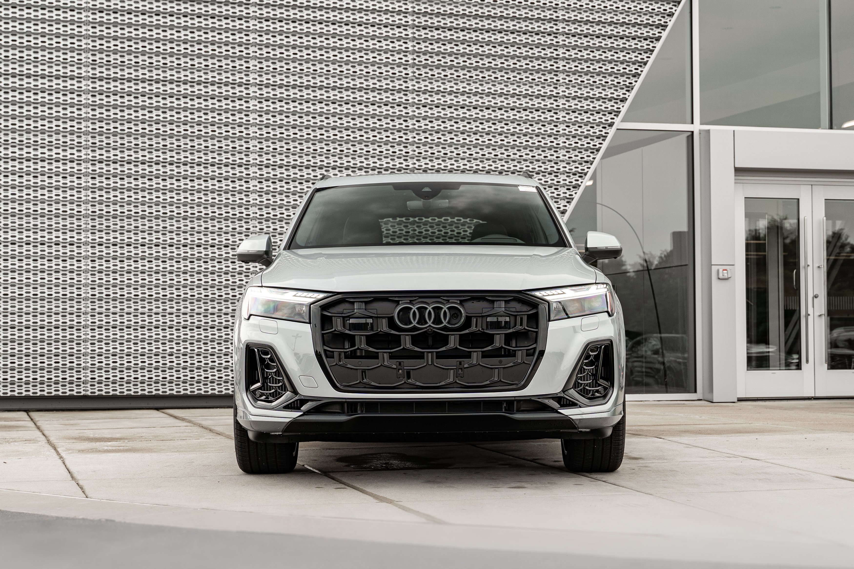 New 2026 Satellite Silver Audi  image 36