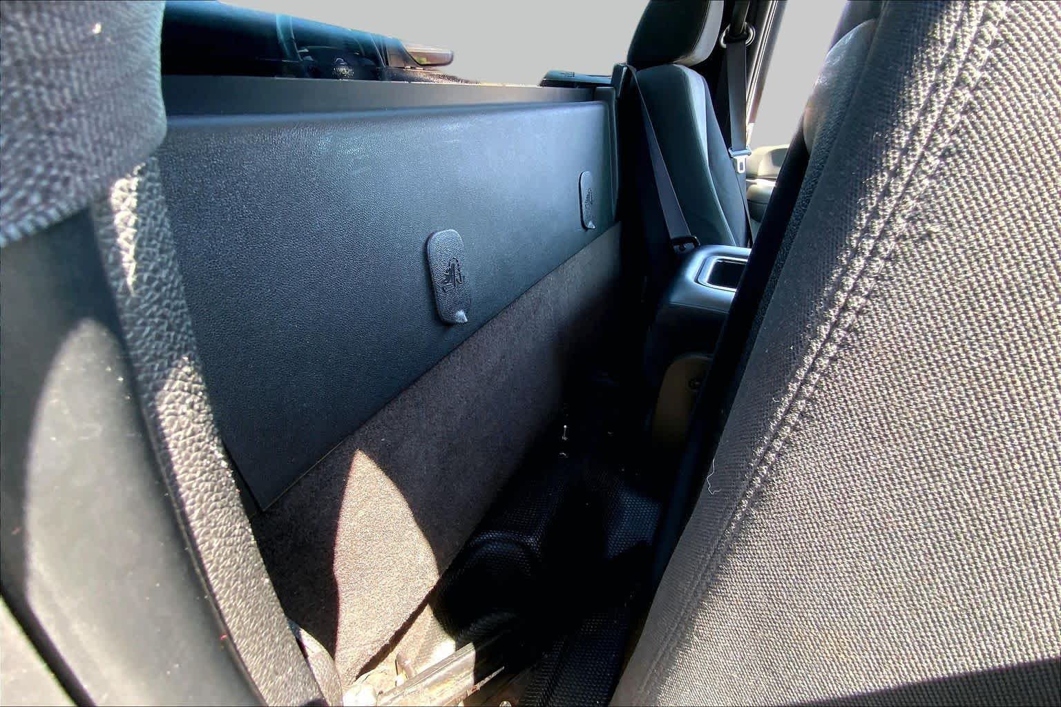 Used 2007 Summit White Chevrolet Work Truck image 19