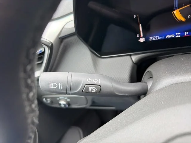 New 2026 Mosaic Black Metallic Chevrolet LT image 32