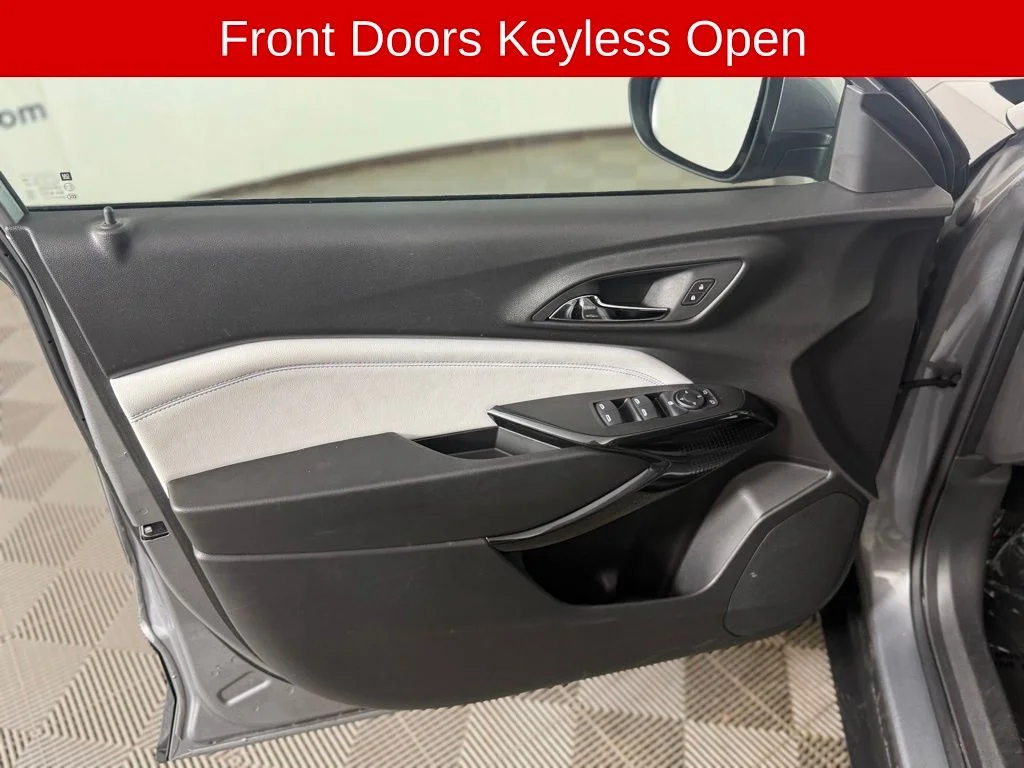 Used 2025 Gray Chevrolet LT image 13