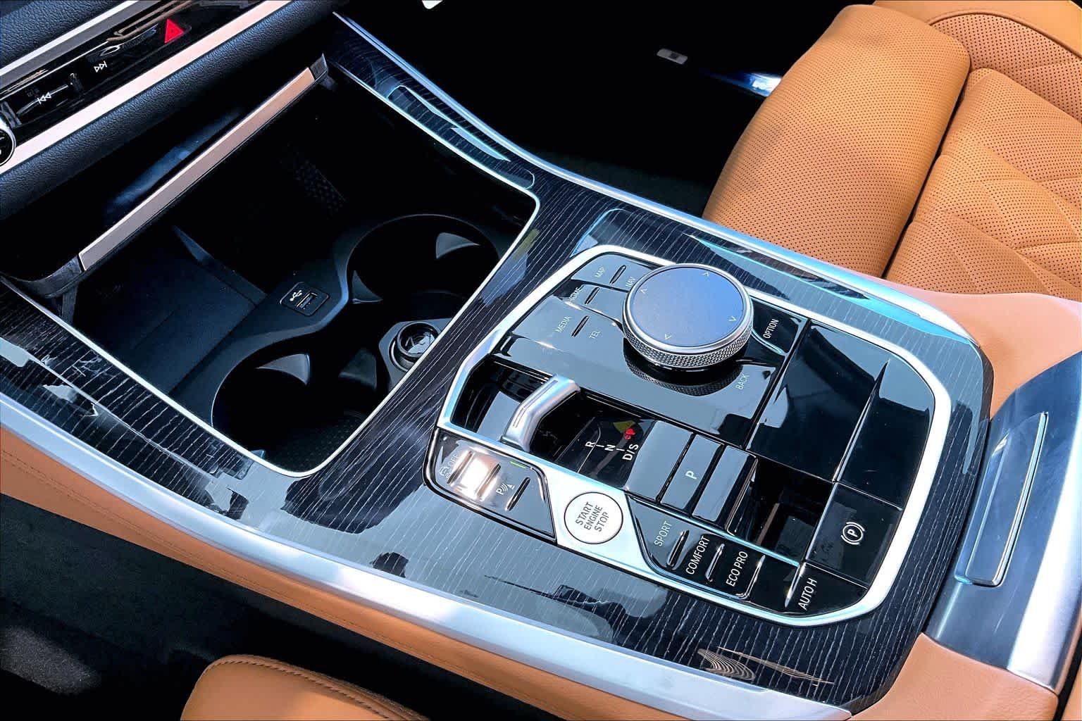 New 2026 Black Sapphire Metallic BMW sDrive40i image 8