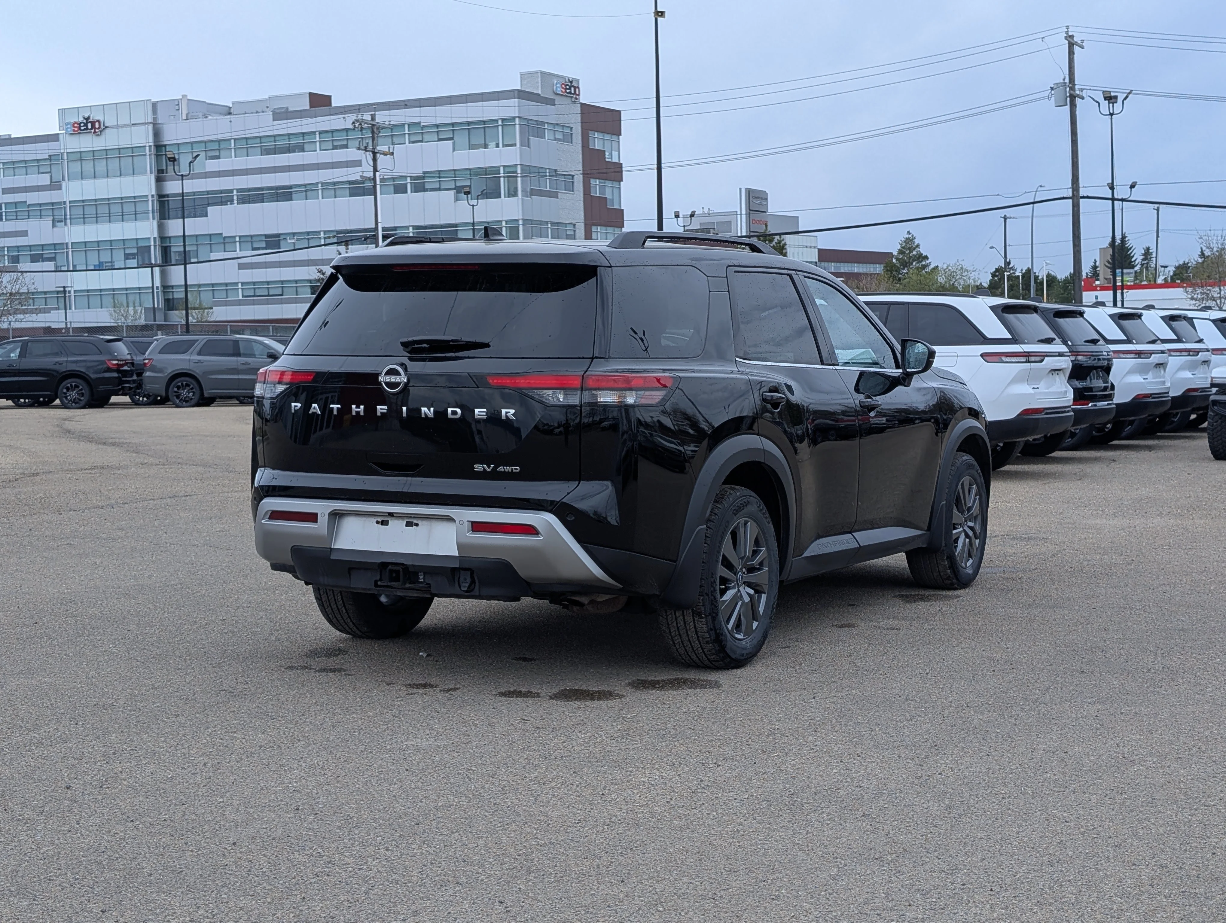 Used 2024 Gun Metallic Nissan SV image 7