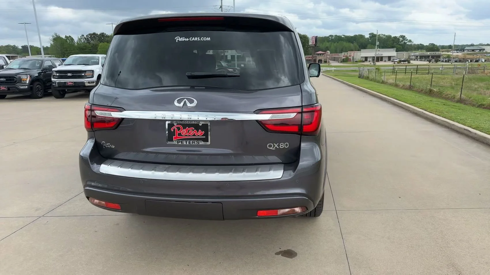 Used 2024 Anthracite Gray INFINITI LUXE image 8