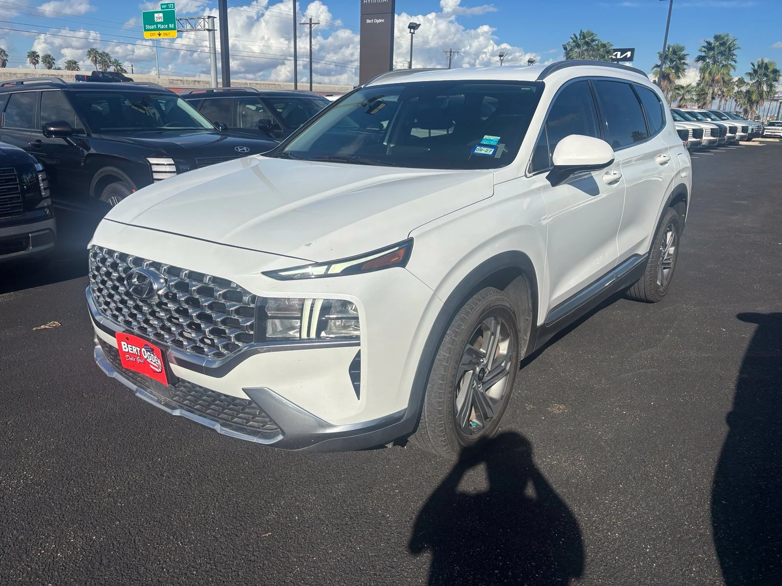 Used 2021 Gray Hyundai SEL image 3