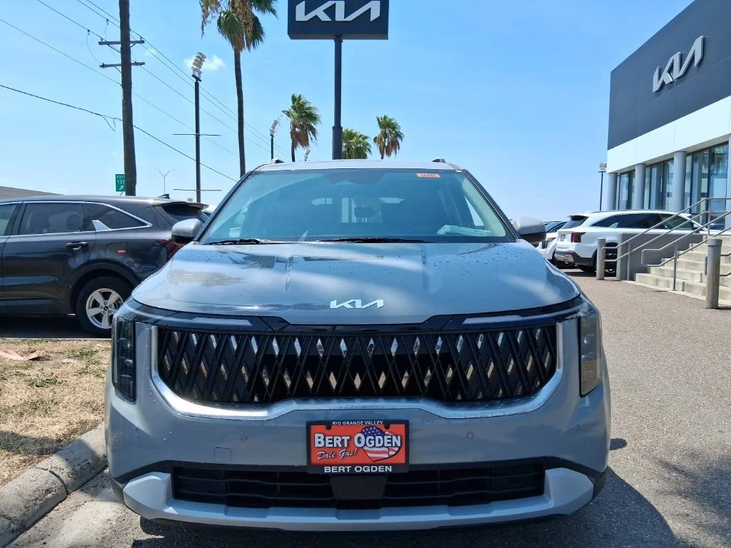 New 2027 White Kia EX image 2