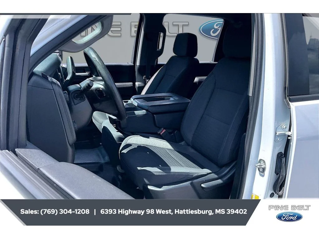 Used 2020 Summit White Chevrolet LT image 19