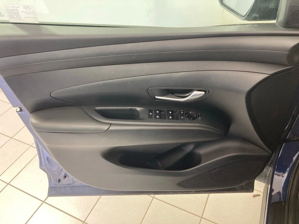 Used 2025 Blue Hyundai SEL image 14