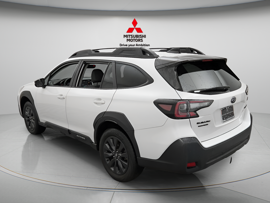 Used 2023 Crystal White Pearl Subaru Onyx Edition image 9