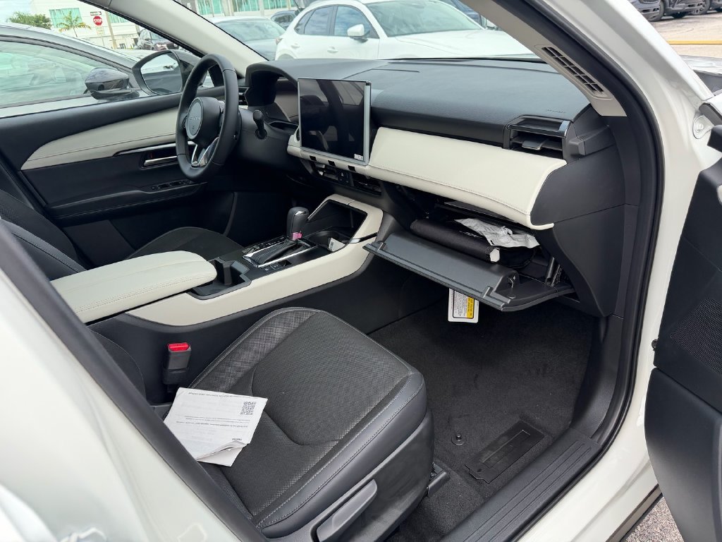 New 2026 Rhodium White Metallic Mazda 2.5 S Select AWD image 8