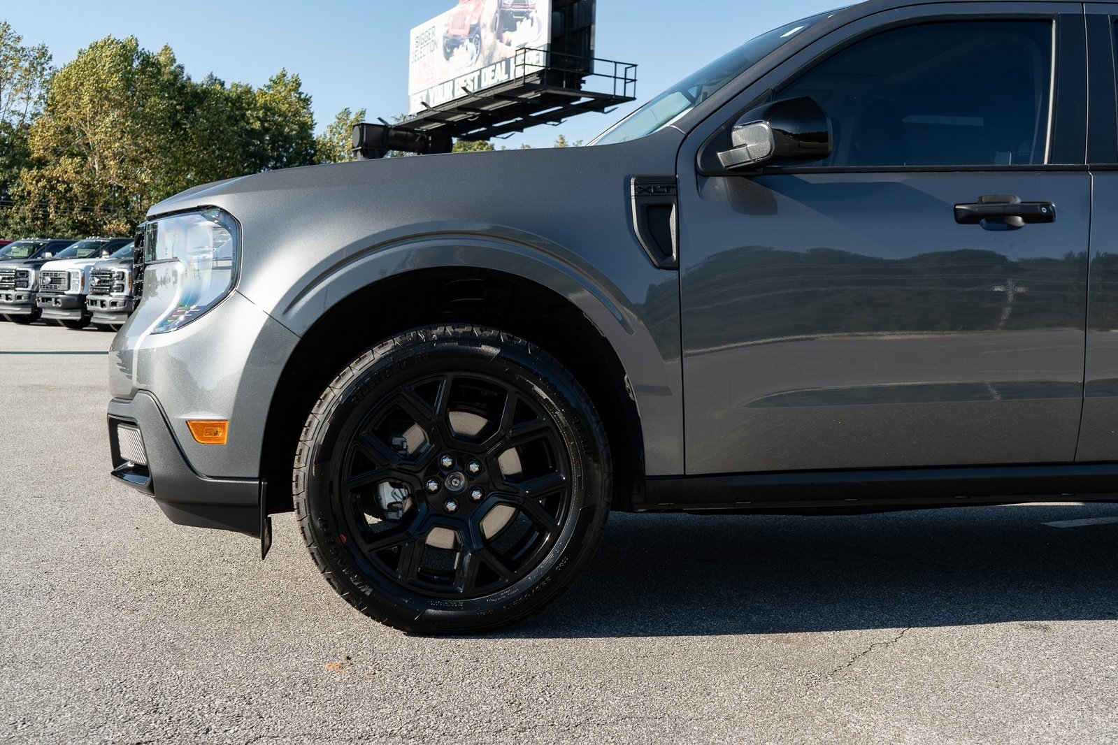 2025 Ford Maverick XLT photo 4