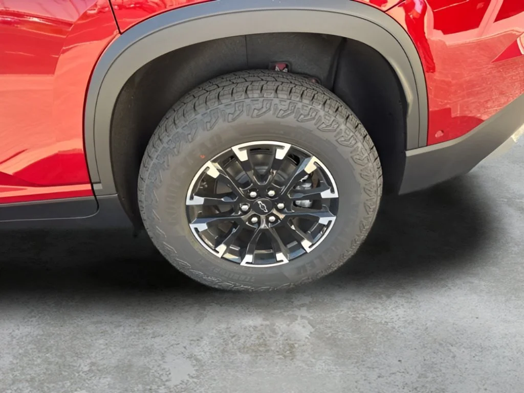 New 2026 Radiant Red Tintcoat Chevrolet Z71 image 33