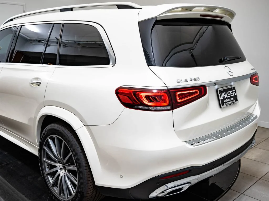 Used 2023 Manufaktur Diamond White Metallic Mercedes-Benz GLS 450 image 19