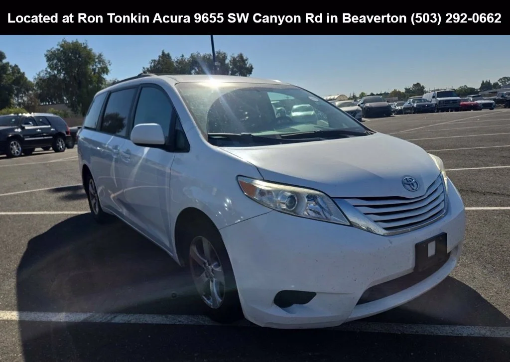 2015 Toyota Sienna