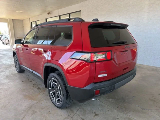 New 2026 Red Hot Pearl-Coat Exterior Paint Jeep Laredo image 3