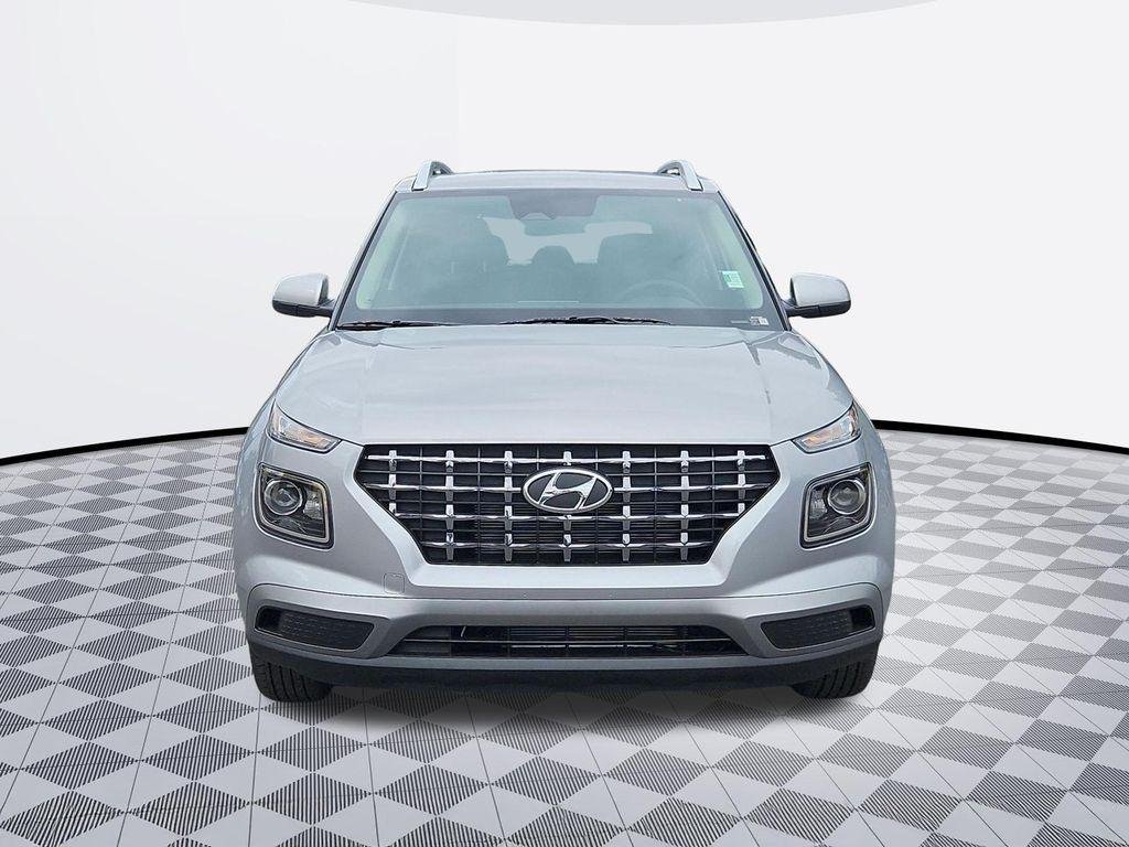 New 2026 Silver Hyundai SEL image 9