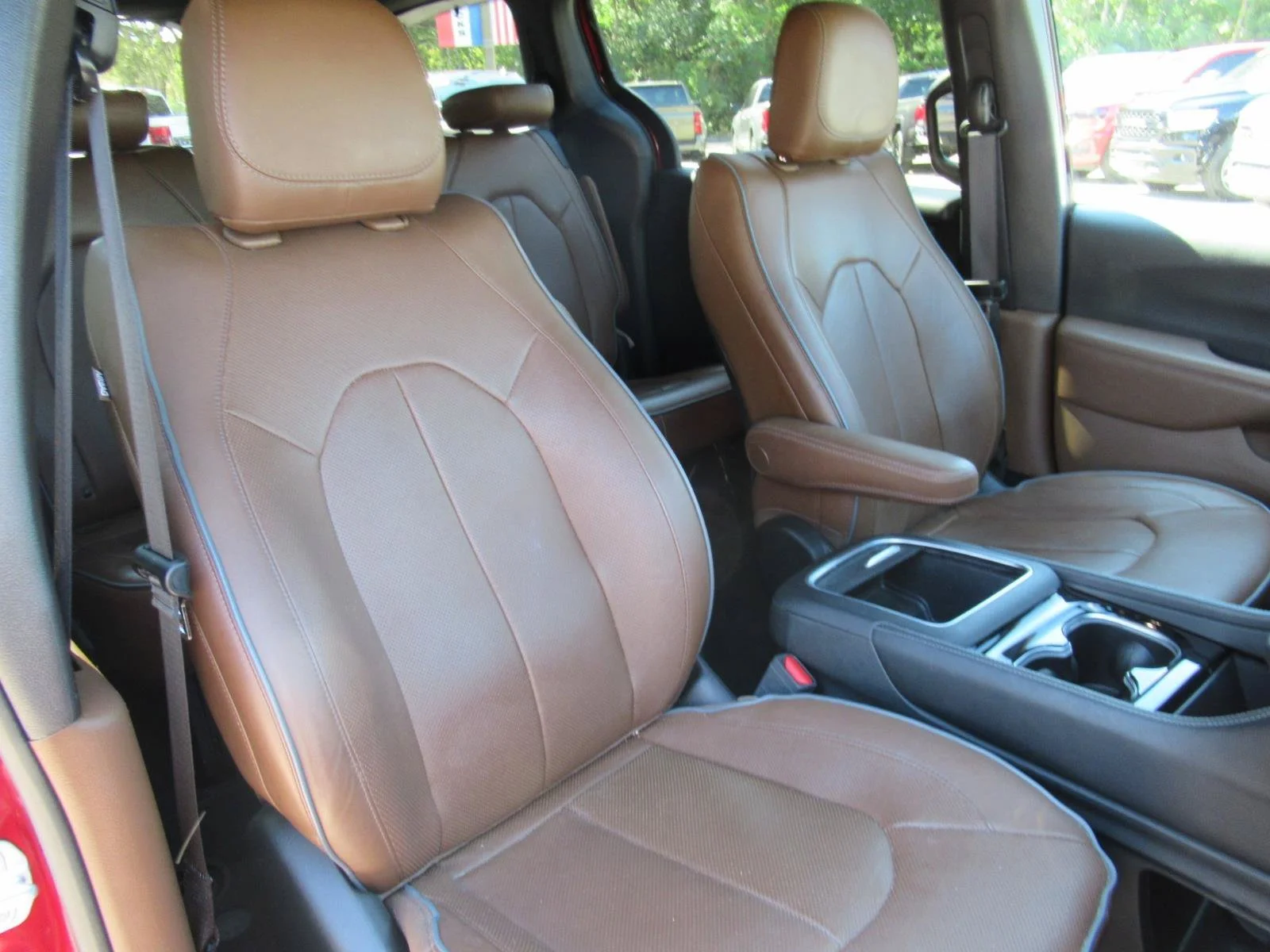 Certified Used 2021 Red Chrysler Limited image 10