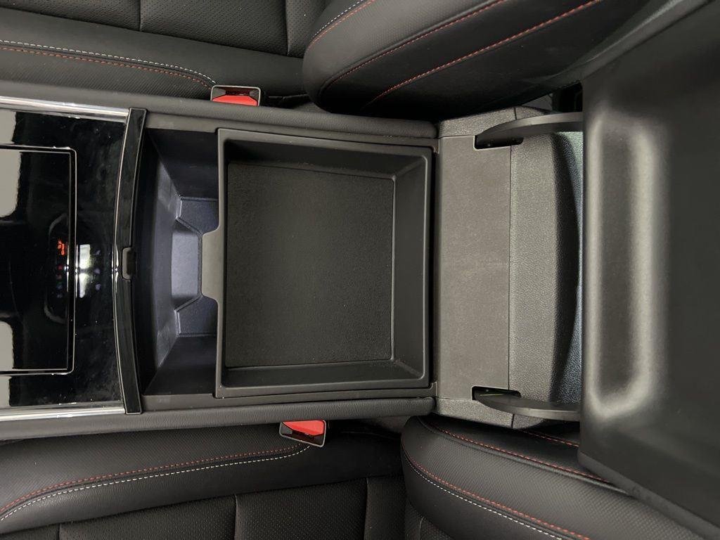 Used 2025 Black Metallic Chevrolet Z71 image 18