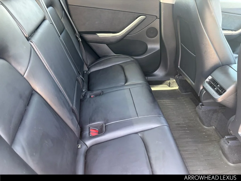 Used 2022 Black Tesla Long Range image 12