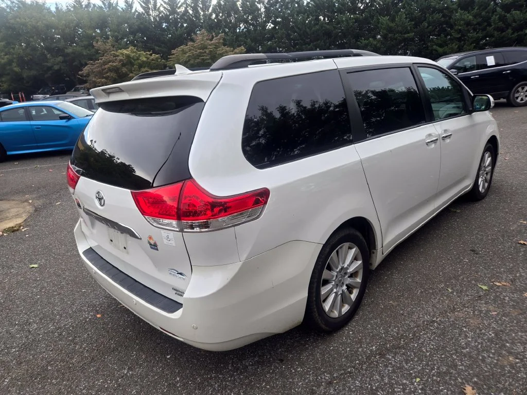 Used 2013 White Toyota Limited image 7