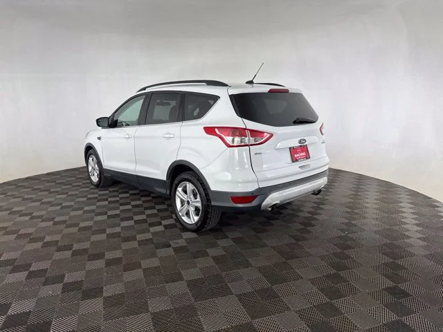 Used 2015 White Ford SE image 7