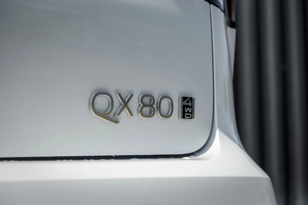 New 2027 RADIANT WHITE INFINITI Pure 4WD image 9