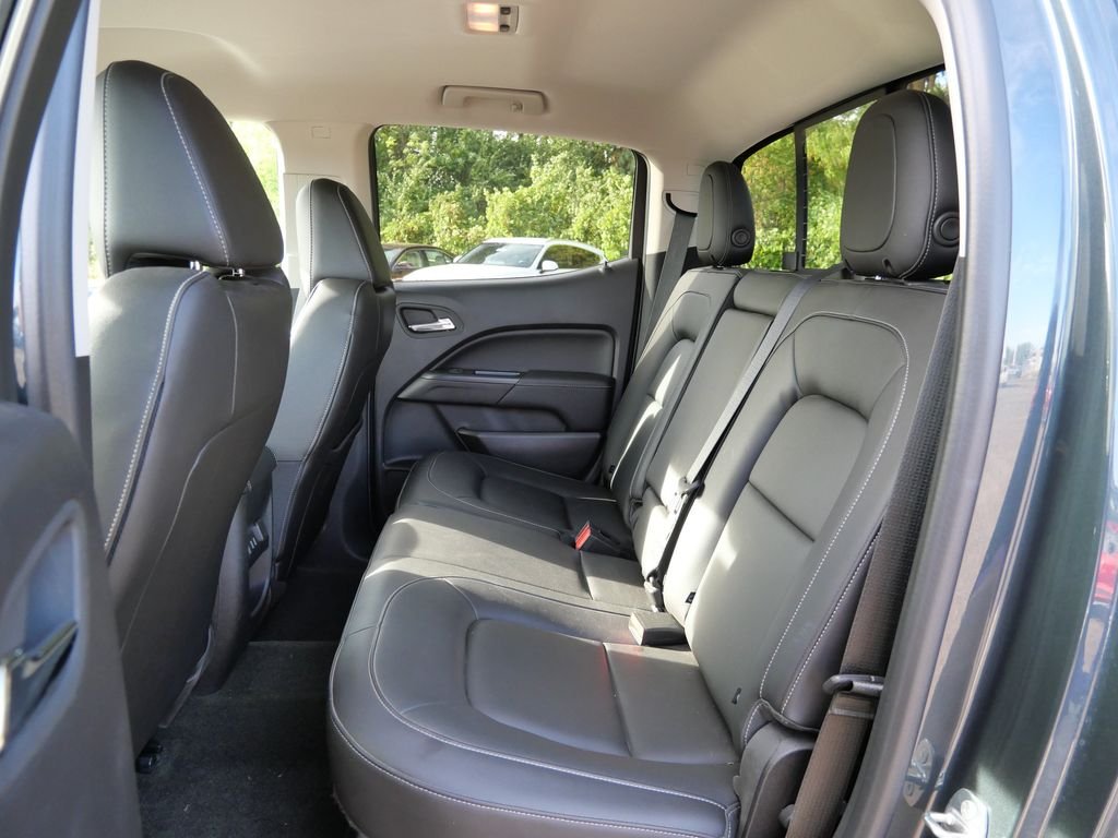 Used 2017 Gray GMC SLT image 15