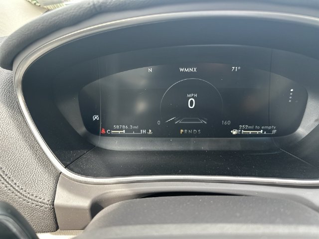 Used 2020 White Lincoln Reserve image 16