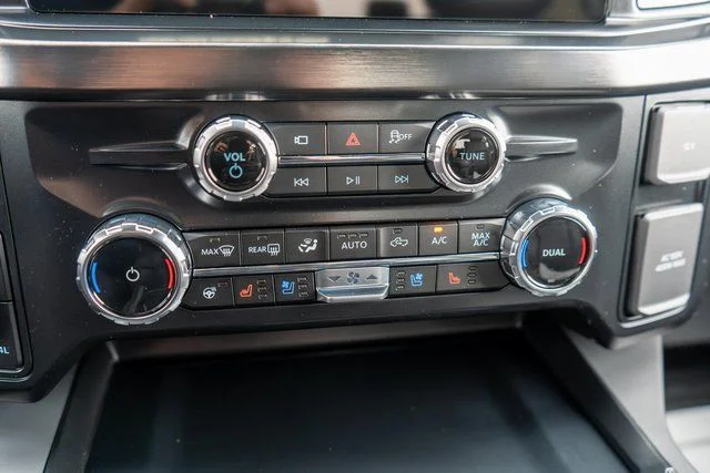 New 2026 Agate Black Metallic Ford Lariat image 21