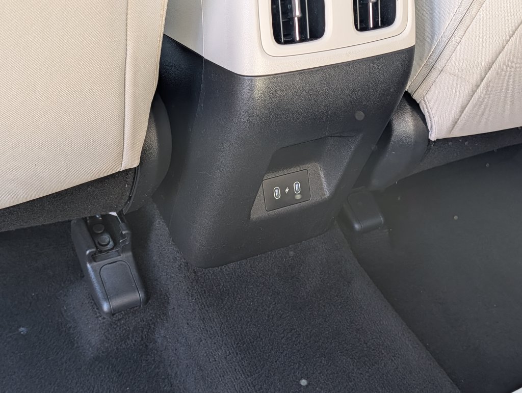 Used 2026 White Hyundai SEL image 15