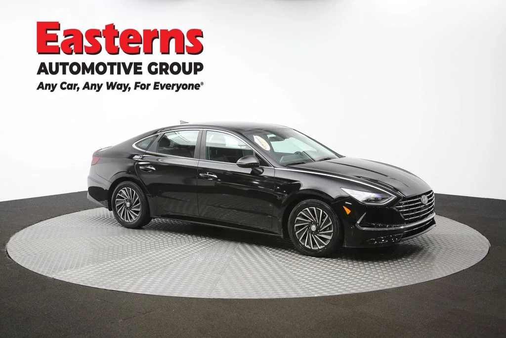 Used 2020 Black Hyundai Limited image 47