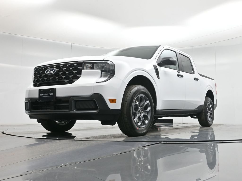 New 2026 Oxford White Ford XLT image 43