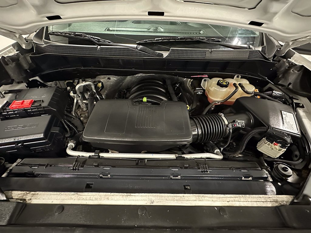 Used 2019 White Chevrolet Custom Trail Boss image 31