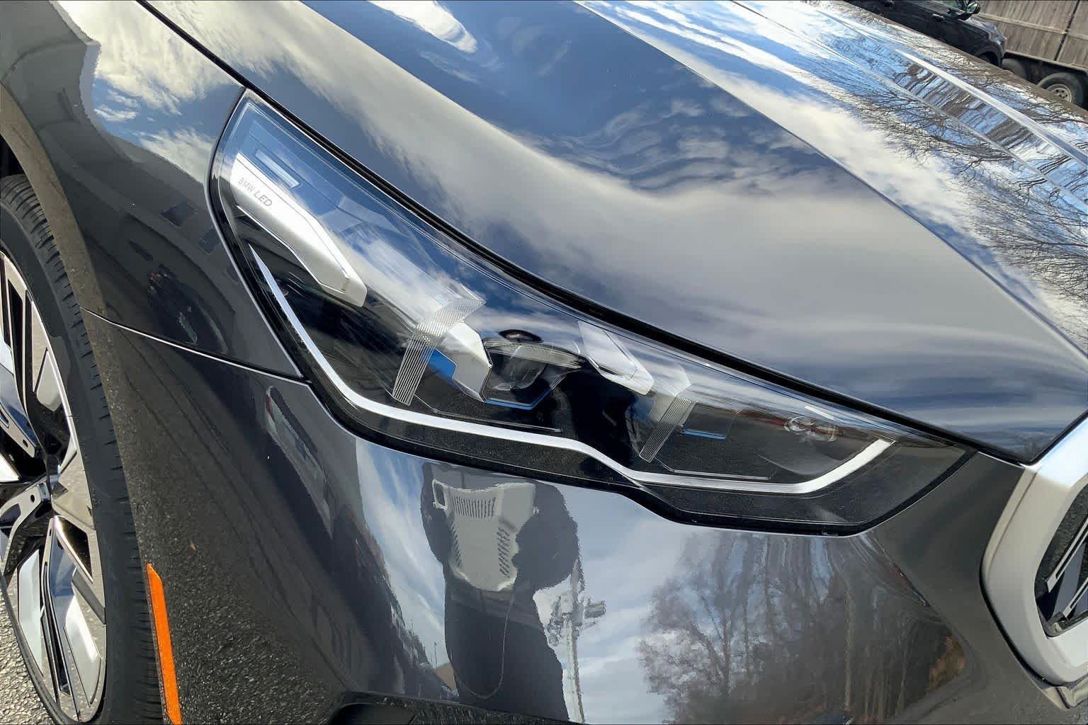 New 2026 Dark Graphite Metallic BMW 530i xDrive image 13