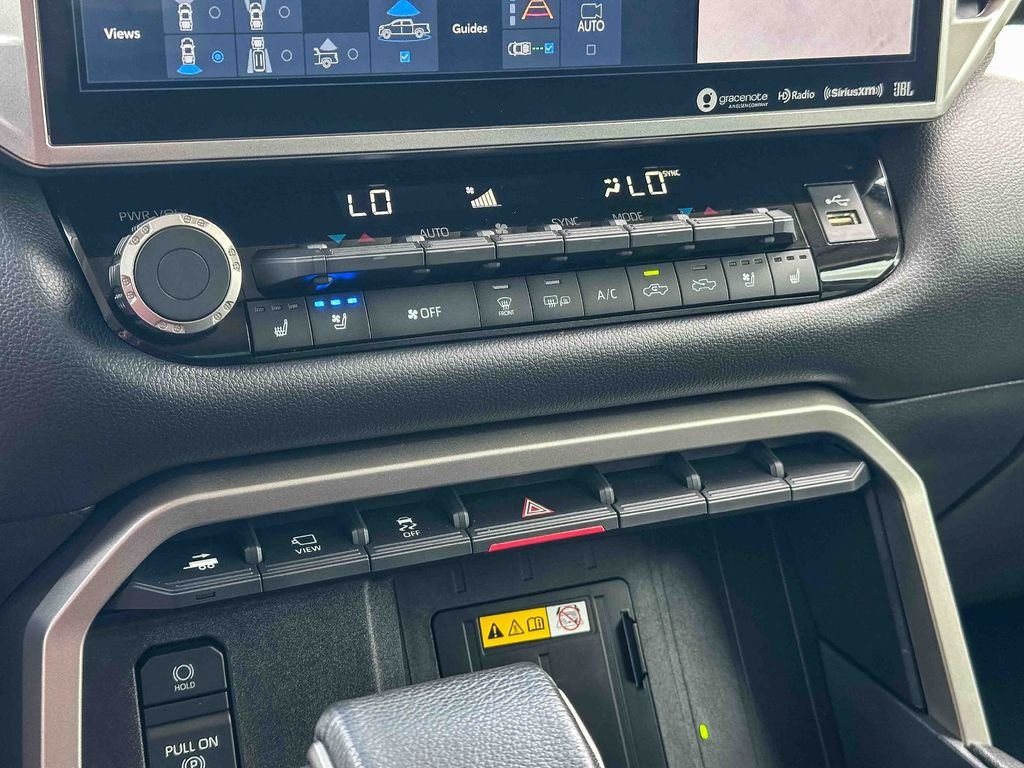 2024 Toyota Tundra Limited - Photo 31