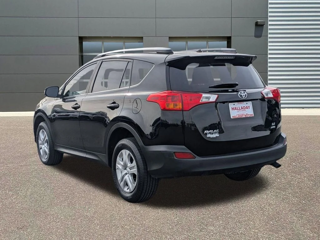 Used 2015 Black Toyota LE image 8