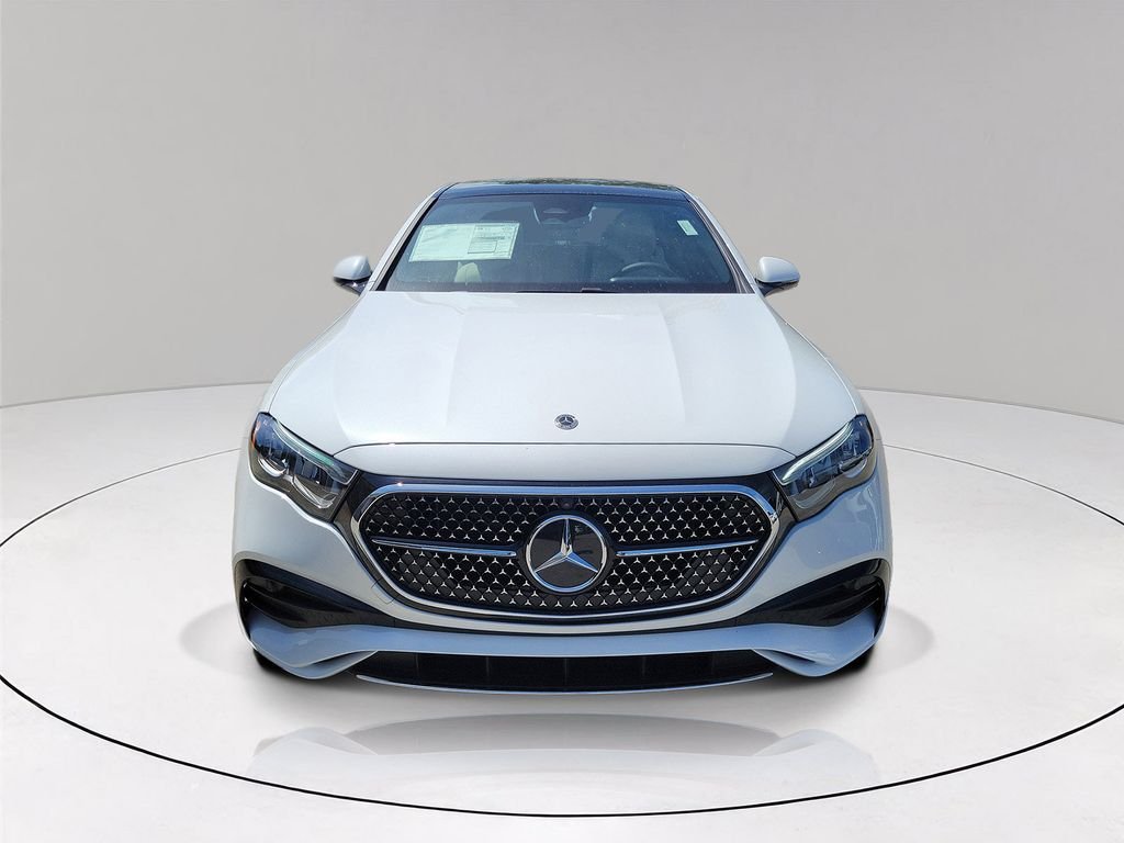 New 2026 MANUFAKTUR Moonlight White Metallic Mercedes-Benz E 350 image 2